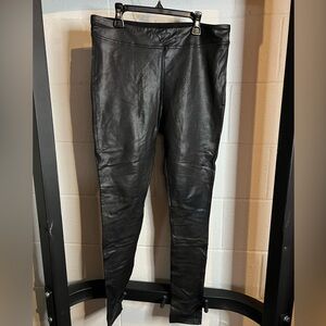 Serra Women’s Leather Look Leggings.  NWOT